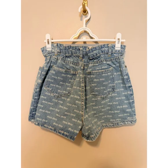 MIU MIU Shorts - Picture 7 of 9